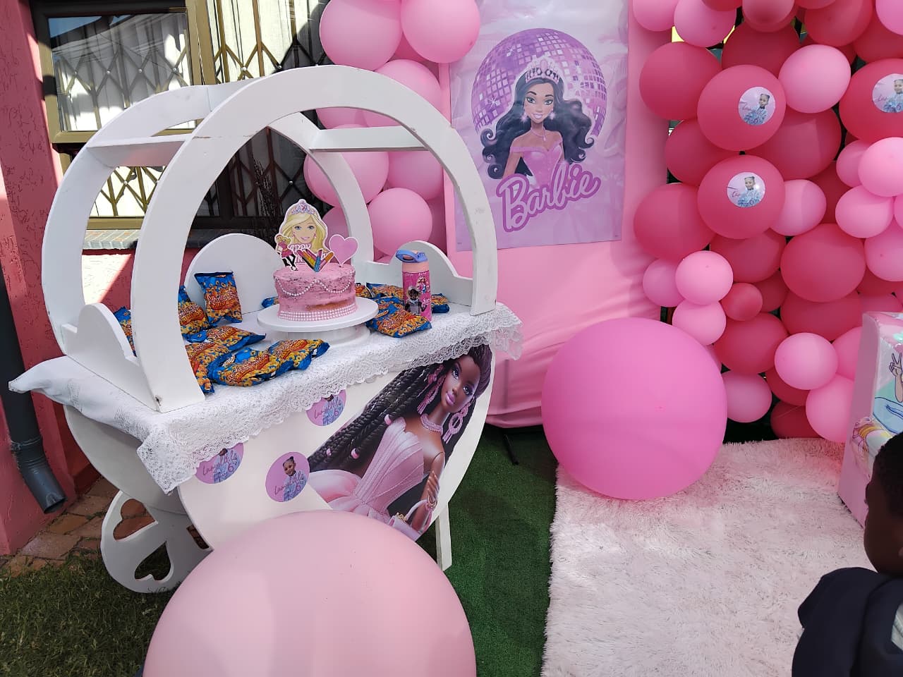 Themed birthday Orange Farm